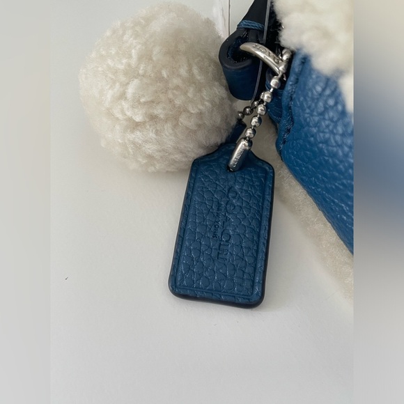 Nwt Coach shearling crossbody bag - Picture 7 of 10